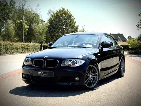 BMW 1 Serie Coupe 125i High Executive AUT / M-SPORT / PANO / SHADOW / VOL!!!