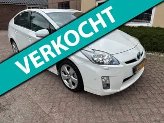 Toyota Prius 1.8 Dynamic NAVI CAMERA/LEER/NAP/SCHADEVRIJ
