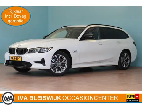 BMW 3 Serie Touring 320e | NAVI / APPCONNECT | CLIMA | PDC V+A | STOELVERW | CRUISE |