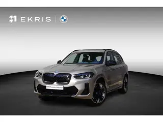 BMW iX3 | High Executive | 20 inch LM aerodynamisch (Styling 890 M) in Bicolor Jet Black | Comfort A