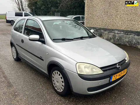 Opel Corsa 1.2-16V Sport