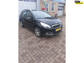 Peugeot 2008 1.2 PureTech Blue Lion