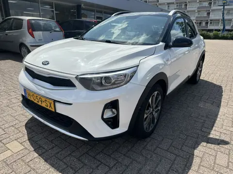 Kia Stonic 1.0 T-GDi DynamicLine NAvi Acamera cruise Lmv Nap