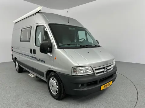 La Strada 600 2.8 HDI 128pk Trekhaak Cassetteluifel