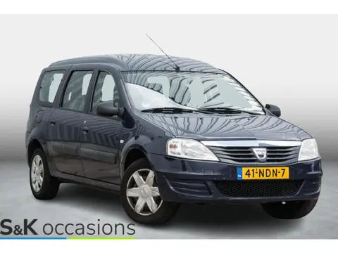 Dacia Logan MCV 1.6 Ambiance 7pers. APK 09.2026