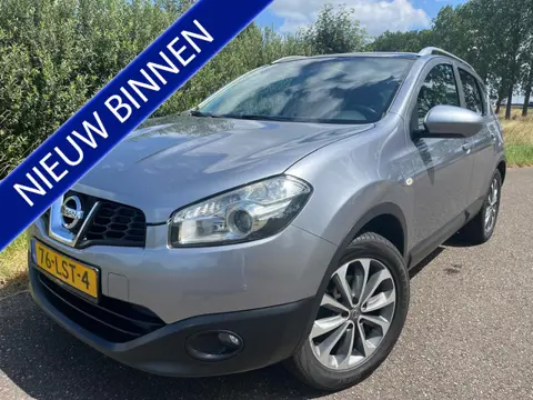 Nissan Qashqai 1.6 | Clima | Cruise | Navi | Bluetooth | Panodak | Parkeersens. | Trekhaak | APK jul
