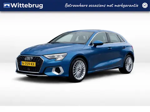 Audi A3 Sportback 30 TFSI Business edition / 17"LMV / NAVI / APP.Connect