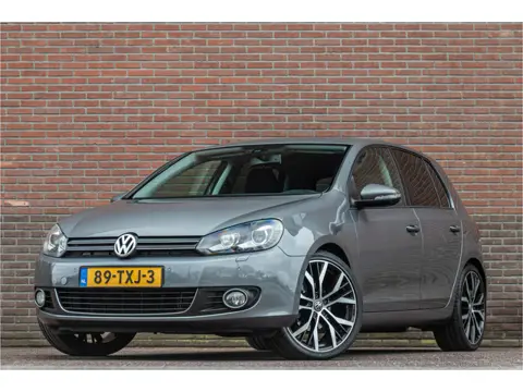 Volkswagen Golf 1.2 TSI Highline, Origineel NL, Xenon, Navigatie, PDC, Alcantara, Climate control, C