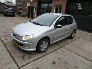 Peugeot 206 1.4 Génération