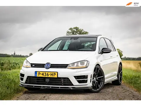 Volkswagen Golf 2.0 TSI R 4Motion DSG / PANO / STAGE 1 / CARBON STUURWIEL / BOMVOLL OPTIES!! /