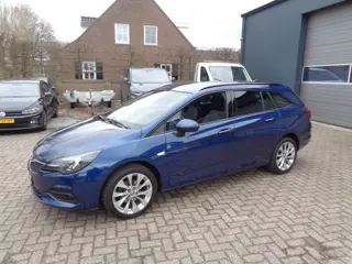 Opel Astra Sports Tourer 1.2 Business Elegance Ecc, Cruise, Navigatie, PDC v+a, carplay, half leer