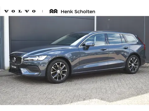 Volvo V60 2.0 B3 Momentum Business | Adaptive Cruise Control | Pilot Assist | Achteruitrijcamera | P