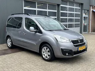 Peugeot Partner Tepee 1.2 PureTech Active Airco Cruise control Trekhaak 1300 kg Parkeerhulp voor en 