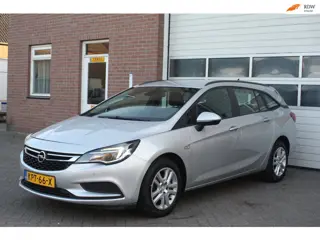 Opel ASTRA SPORTS TOURER 1.6 CDTI Online Edition Automaat Stationwagen Nieuw Apk Airco Parkeer Senso