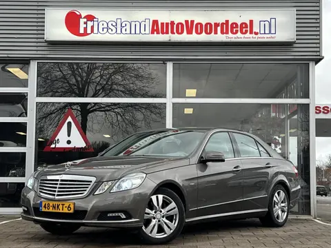 Mercedes-Benz E-klasse 350 CGI Elegance / 104.800 KM! / NL Auto / Vol optie's! / AIRMATIC