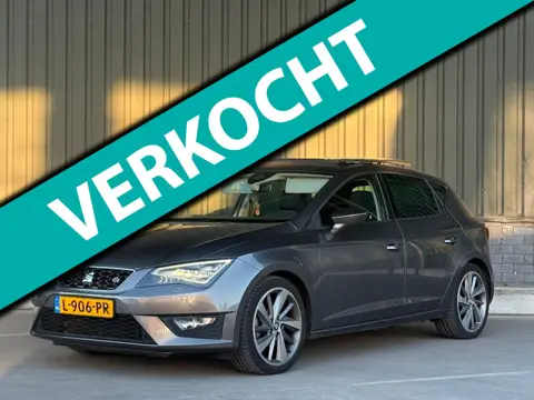 Seat Leon 2.0 TDI FR / Pano / Connect / APK