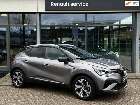 Renault Captur 1.3 mild hybrid 160 R.S. Line | Bose Audio | Navi + Navi cockpit view |