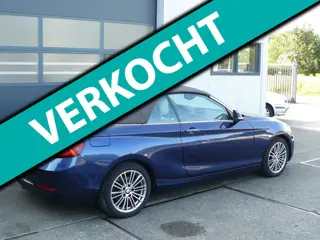 BMW 2-serie Cabrio 220i High Executive 49000 Km in nieuw staat