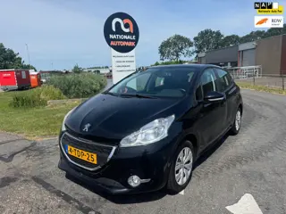 Peugeot 208 | 2014 | 1.2 VTi Envy | Export en Handel