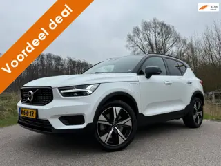 Volvo XC40 1.5 T4 Recharge R-Design Automaat / Panoramadak / Leder-Alcantara / Camera / Navi / 19" V