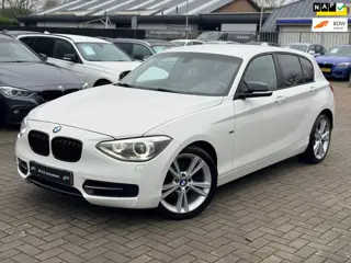 BMW 1-serie 118i Sport|Nieuwe Ketting + Klepseals|Automaat|Cruise control|Trekhaak|Nette staat..