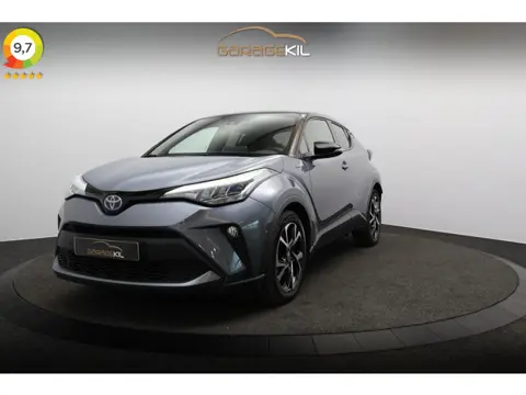Toyota C-HR 2.0 Hybrid Dynamic Two-Tone / LED / Carplay / Keyless / Privacy glass / 18'' LM velgen /