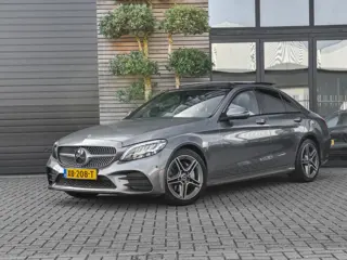Mercedes-Benz C-klasse 160 Business Solution AMG Panoramadak Digitaal display Alcantara Navi Carma