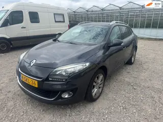 Renault Mégane Estate | 2012 | 2.0 Bose | Automaat DEFECT !!