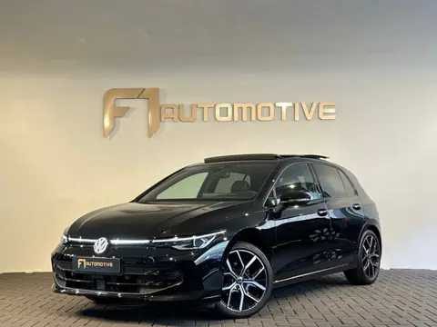 Volkswagen GOLF 1.5 eTSI R-Line Edition Pano|Sfeer|IQ|HuD