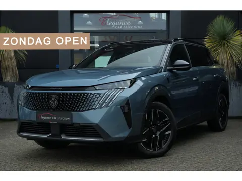 Peugeot 5008 1.2 Hybrid 145 GT 7p 145pk Stoelverwarming/Navigatie/360Camera