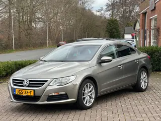 Volkswagen PASSAT CC 1.8 TSI 4p.