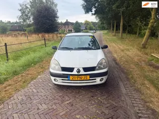 Renault Clio 1.2-16V Authentique Basis