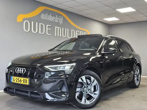 Audi e-tron 50 quattro Launch edition Black 71 kWh | Camera | S-Line | Panoramadak