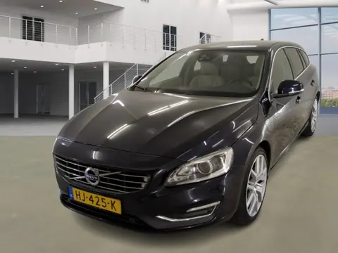 Volvo V60 2.4 D6 Twin Engine R-Design