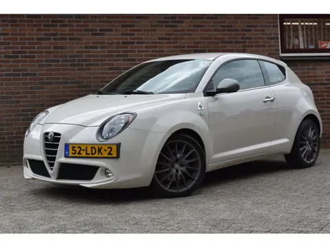 Alfa Romeo MiTo 1.4 T Quadrifoglio Verde '10 Navi Clima Leder Cruise Inruil mogelijk