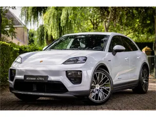 Porsche Macan 4 100 kWh Pano Luchtvering Sport Chrono Matrix Passenger Display