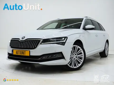 Škoda Superb Combi 1.4 TSI iV Laurin & Klement | Panoramadak | Leder | Trekhaak | Massage | Canton |