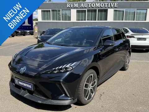 MG MG4 Electric Luxury 64 kWh |360 CAMERA| 7 JAAR MG GARANTIE T/M 07-2031| ELEK. STOEL| DODE HOEK SE