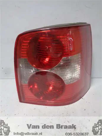 Volkswagen Passat Variant 2000-2005 Achterlicht rechts