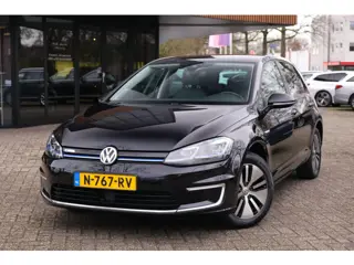 Volkswagen E-Golf ACC|Dynaudio|Stoelverwarming|Camera|AppleCarplay+AndroidAuto|