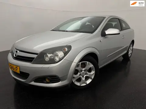 Opel Astra GTC 1.6 Business