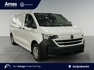 Volkswagen E-Transporter L2H1 Life 64 kWh 136 pk | Trekhaak | Assistentiepakket plus | Achteruitrijc
