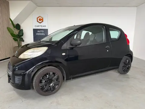Peugeot 107 BLACK 1.0-12V XR