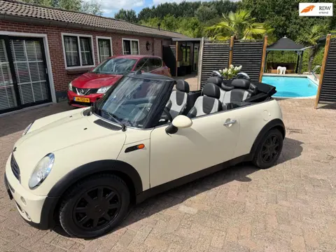 Mini Cabrio 1.6 Cooper nieuwe apk 7-2027 recaro leer stoelen