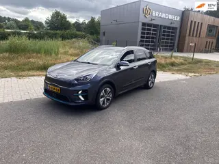 Kia E-Niro ExecutiveLine 64 kWh 204PK.Clima.Navi.Leder.Xenon
