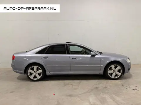 Audi A8 6.0 quattro W12 Dak Leer Bose Japan