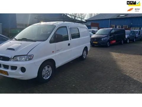 Hyundai H 200 2.5 TCI Luxe lang DC