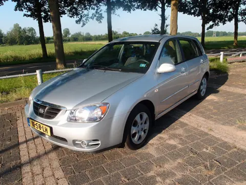 Kia Cerato 1.6i 5DR LX Airco " Nette Auto "