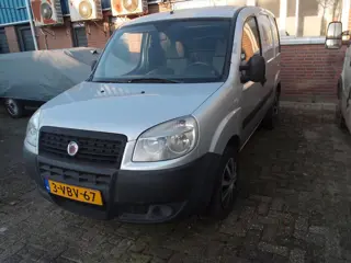 Fiat Doblò 2 x . 1.3 JTD schuifdeur R. 2 Achterdeuren