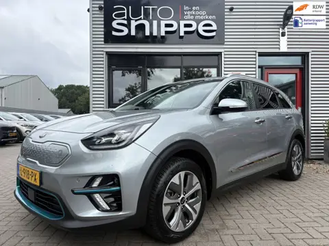 Kia E-Niro DynamicLine 64 kWh -SOH 100%-VOLLEDER-APPLE CARPLAY/ANDROID AUTO-ADAPTIVE CRUISE-